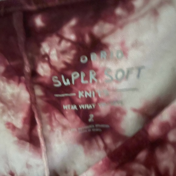 TORRID Favourite tunic super soft tie-dye burgundy - Picture 3 of 3